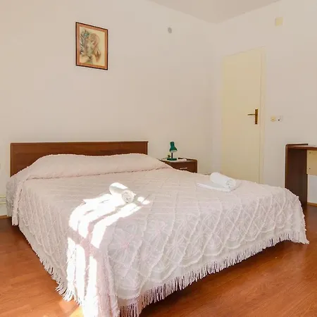 Apartment Etica *